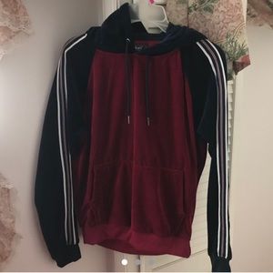 🥀 velour track sweatshirt with stripes on the sleeve 🥀